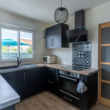 Holiday home Maison Climatisee A Parentis-en-born, Proche Centre Et Lac, 6 Pers, Menage Inclus - Fr-1-319-560